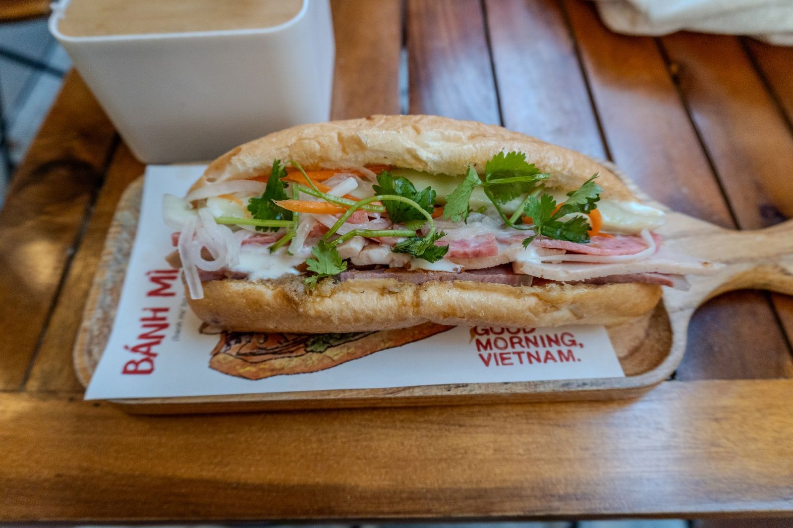 Sandwicherie VIET épicerie, cuisine Vietnamese à Montréal